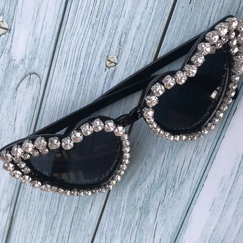 2019 jaunu retro sirds formas saulesbrilles sieviešu modes luksusa rhinestone dekoratīvas brilles UV400