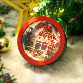DIY Koka Leļļu Māja Miniatūru Mēbeles Ar LED Light Kit Ziemassvētku Mājiņā Dāvanu Kastē Dollhouses Montēt Rotaļlietas Bērniem Dāvanu