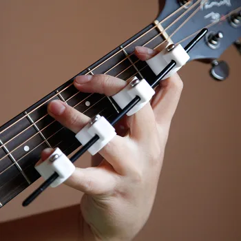 Plastmasas Akustiskā Ģitāra Extender pirkstu paplašināt Mūzikas instrumentu piederumi Pirkstu spēkā Klavieres span Prakses ilgums Iesācējs